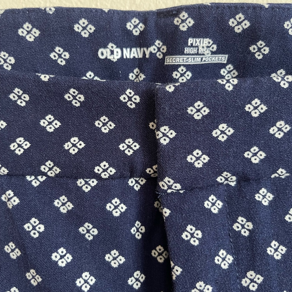 Old navy pixie pant
